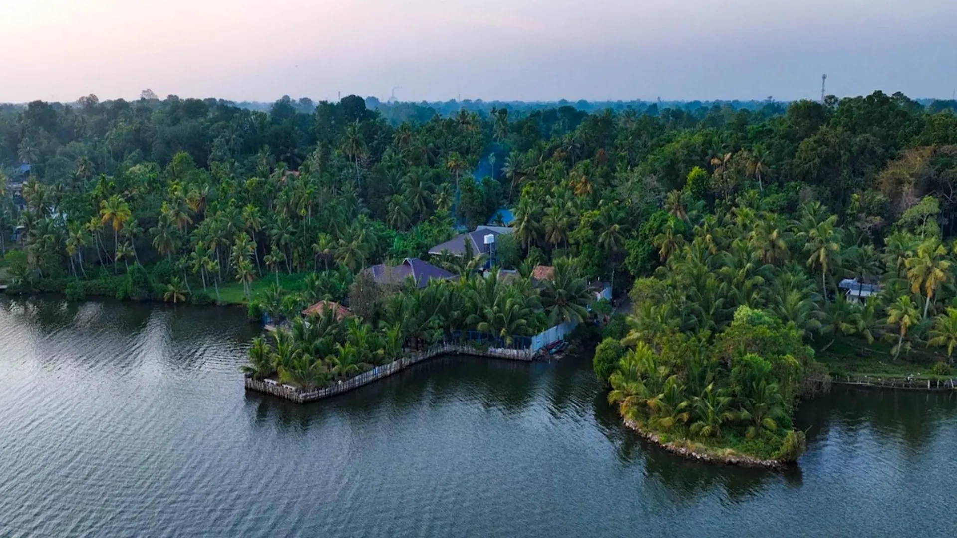 Aamees Paradise Chavara